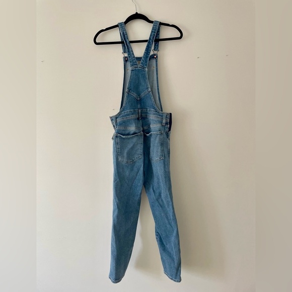 🤰🏼Old Navy | Maternity 90s Straight Jean Overalls - Picture 6 of 6